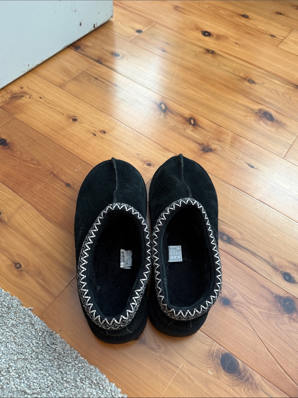 UGG Black Tasman size 9 Suede Slip-On Clog with Contrast Woven Collar - Picture 4 of 16